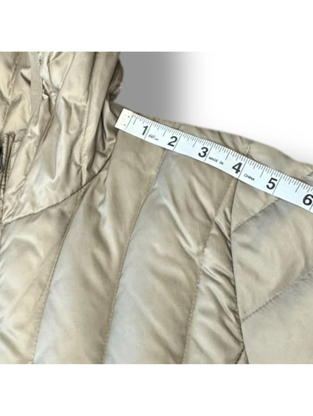 Eddie Bauer Champagne 80% Down Puffer Coat Preppy Quilted Winter Women’s Sz L